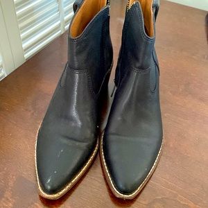 Madewell pointed toe zip booties size 7